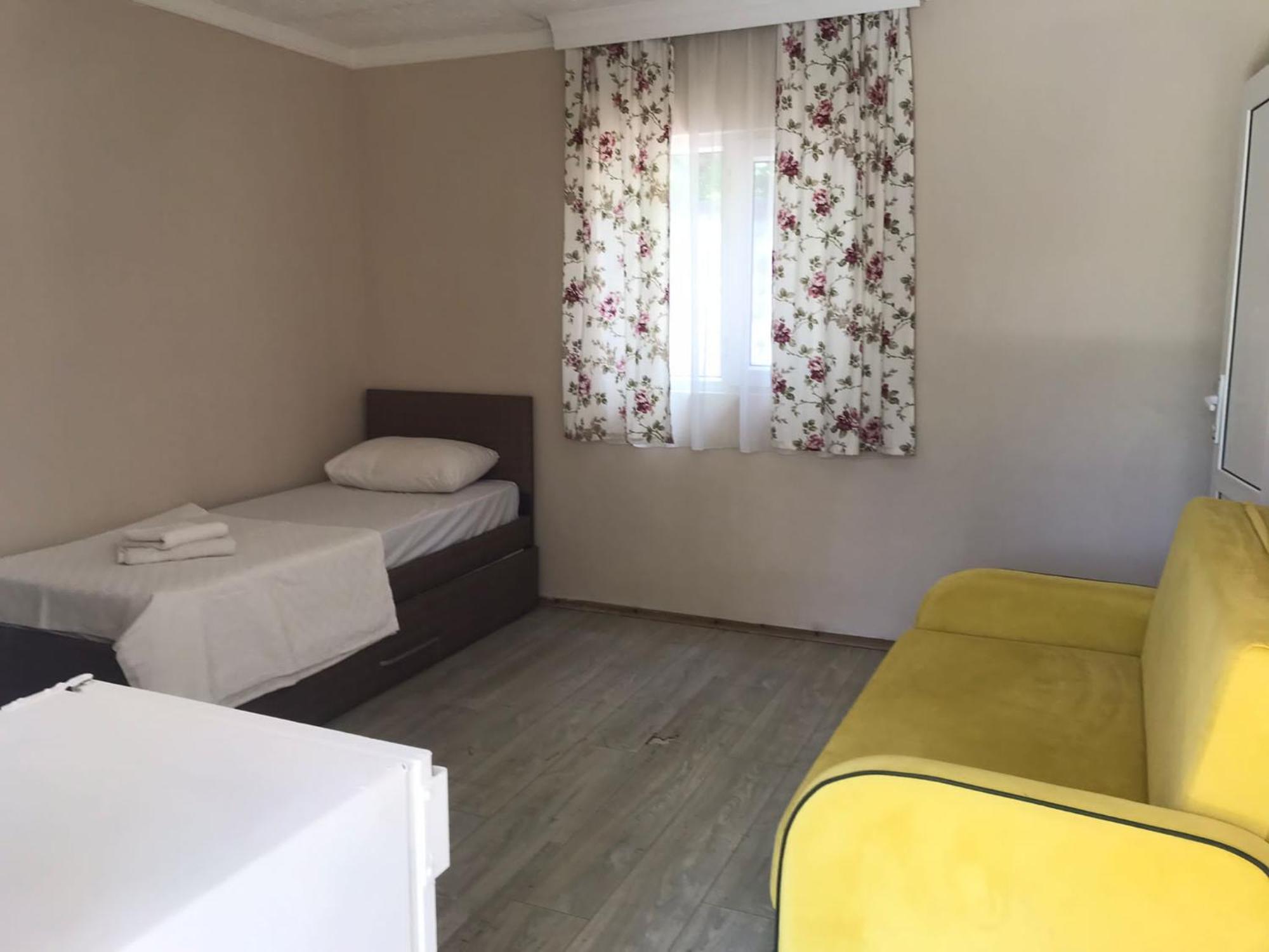 Cicek Evler Tatil Koeyue Otel Armutlu Dış mekan fotoğraf