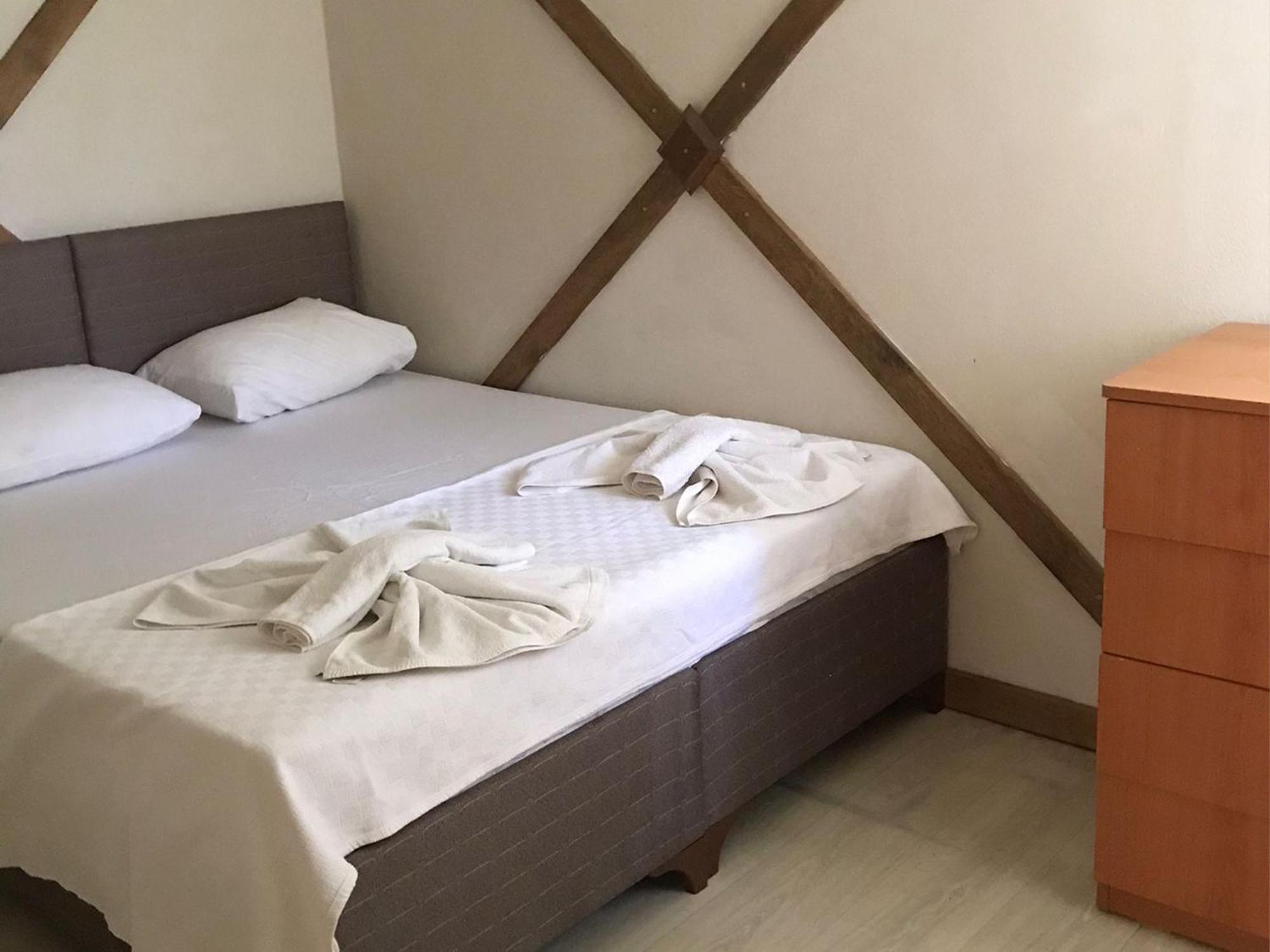 Cicek Evler Tatil Koeyue Otel Armutlu Dış mekan fotoğraf