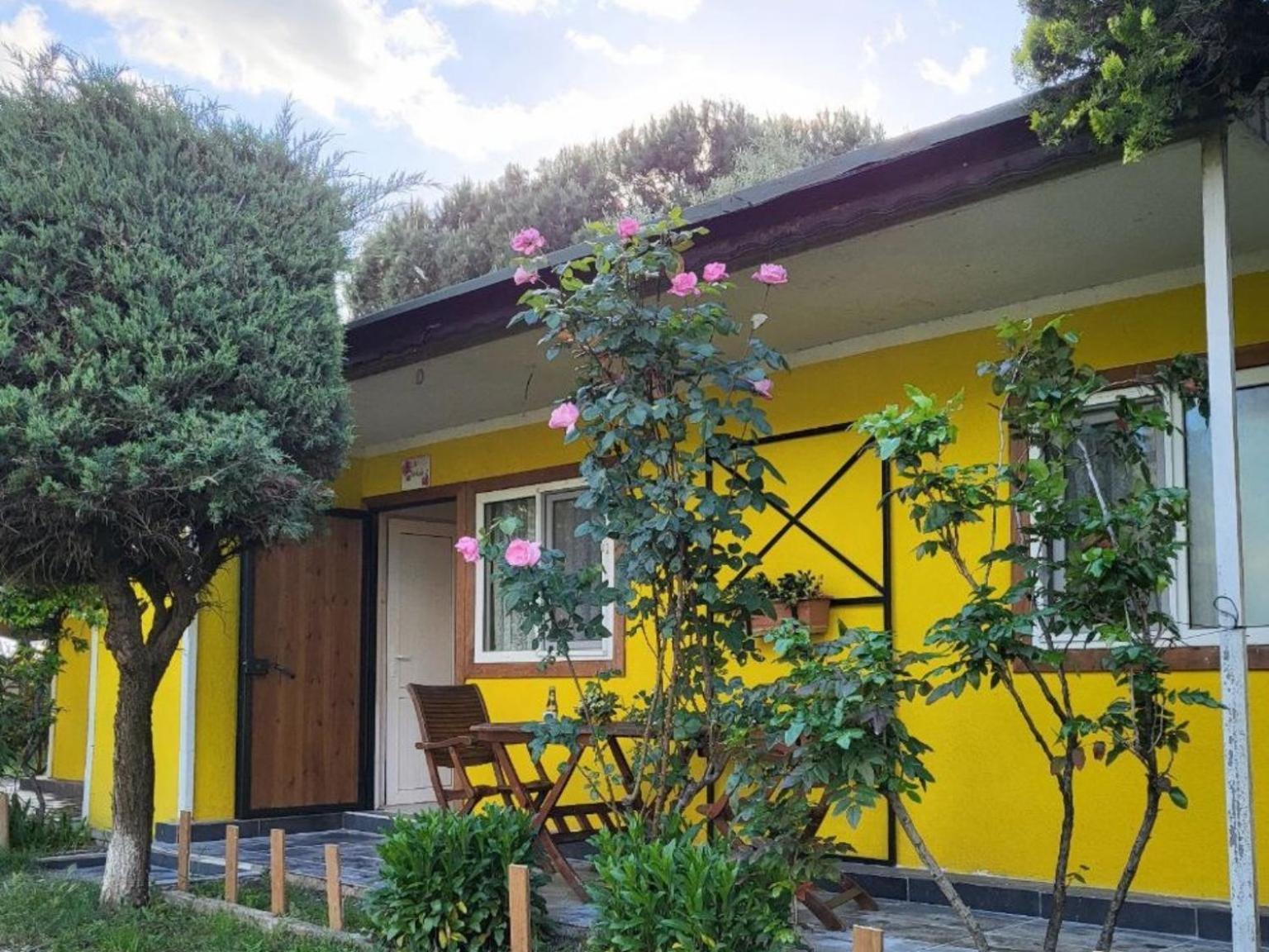 Cicek Evler Tatil Koeyue Otel Armutlu Dış mekan fotoğraf